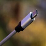 iPhone 15系列的USB-C支持大多数外接设备，包括以太网适配器-圈小蛙